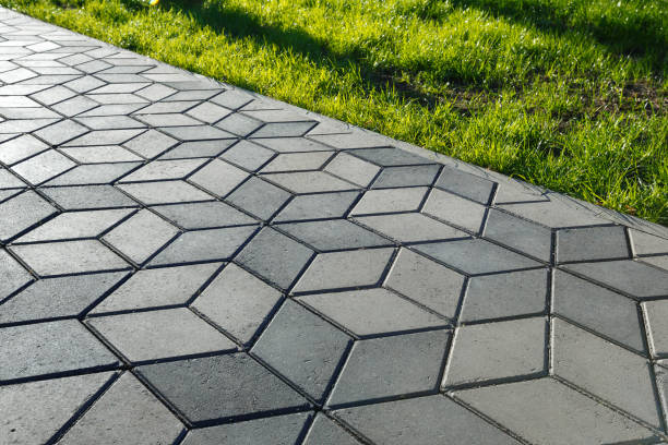 Best Driveway Pavers Contractor  in Mission Hills, CA