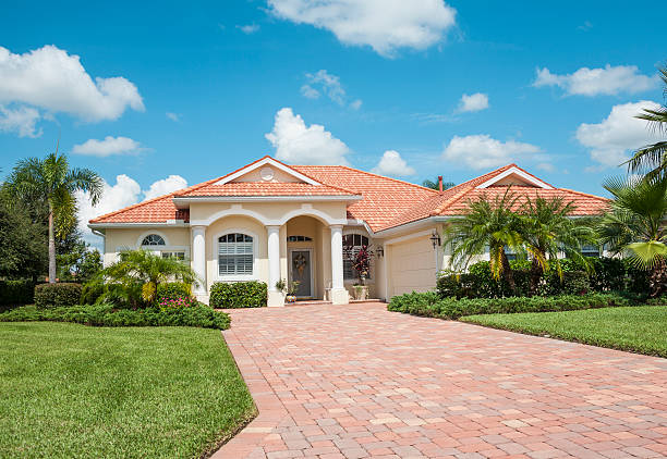 Best Driveway Paving Contractor  in Mission Hills, CA